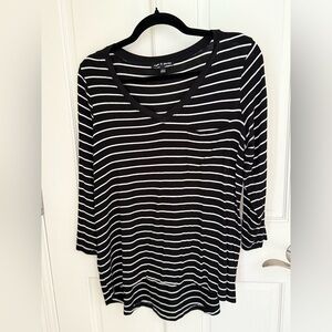 Cable & Gauge Black and White Striped Long Sleeve Top